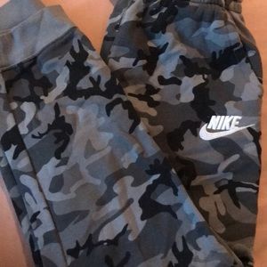 Nike Boy’s Sweatpants